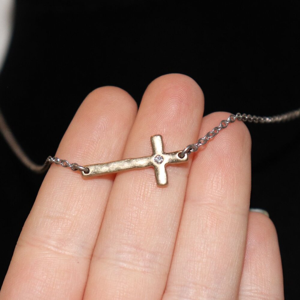 Beautiful silver and gold cross with rhinestone JK by thirty-one 18-20"
